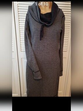 Reverse Women's Long Sleeve Gray Tunic Dress with Black Trim
